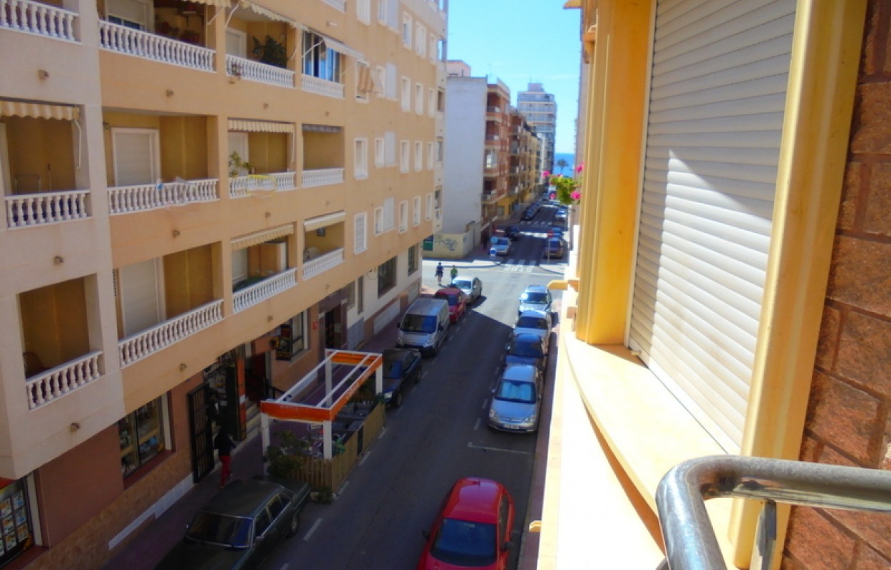 Appartement à Torrevieja 2ch  acote de la plage